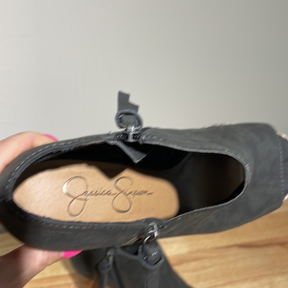 Jessica Simpson bootie - Picture 3 of 6